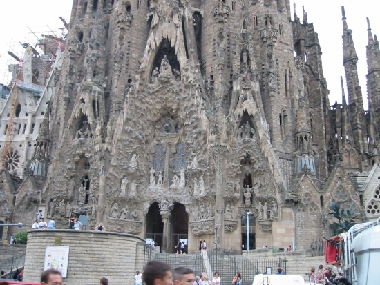 The Sagrada Familia again, darn, it just won't fit all at once!