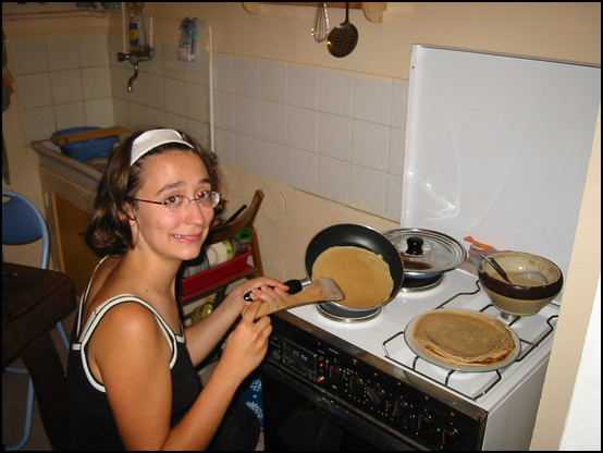 After Mathieu, Fanette finished making all the crêpes