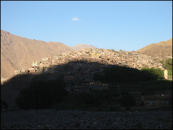 Le village d'Aremdt au coucher du soleil