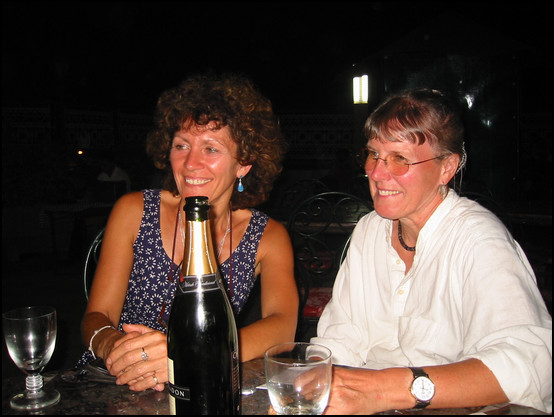 Terrasse de l'hôtel Foucauld, Chris et Barbara