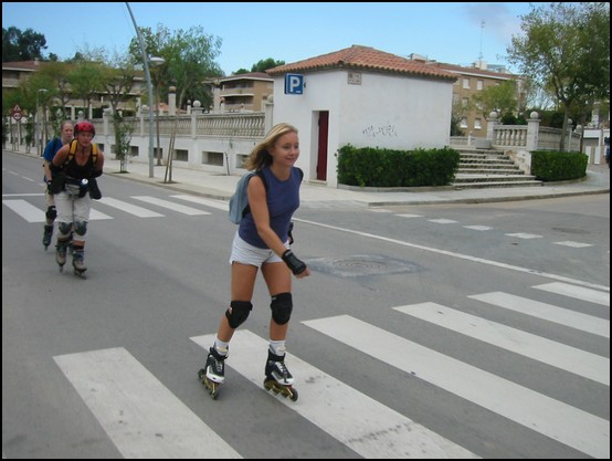 Laure skating